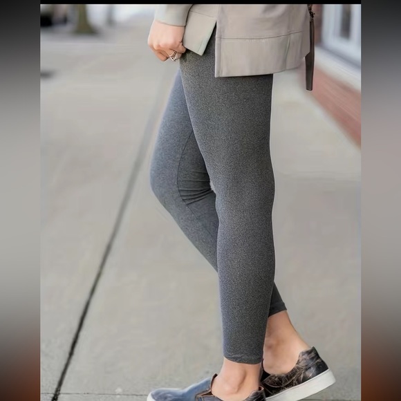 Light Grey leggings - Picture 3 of 3